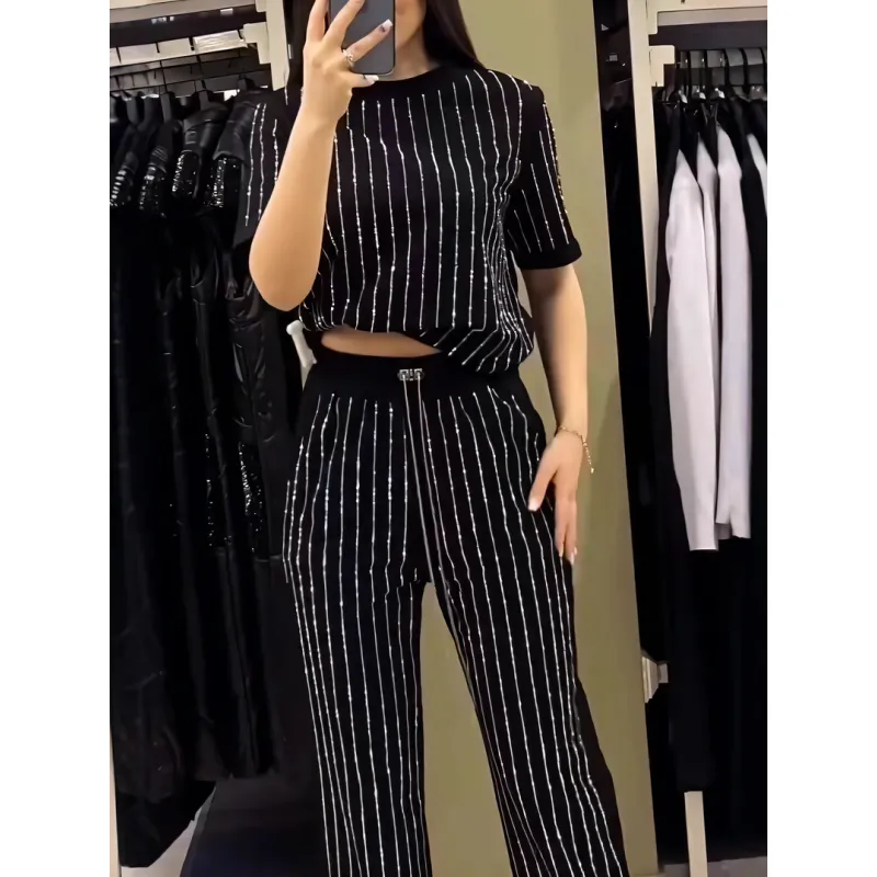 🌸2025 Hot Sale👠Women's Sparkling Rhinestone Striped Knit Two-Piece Set