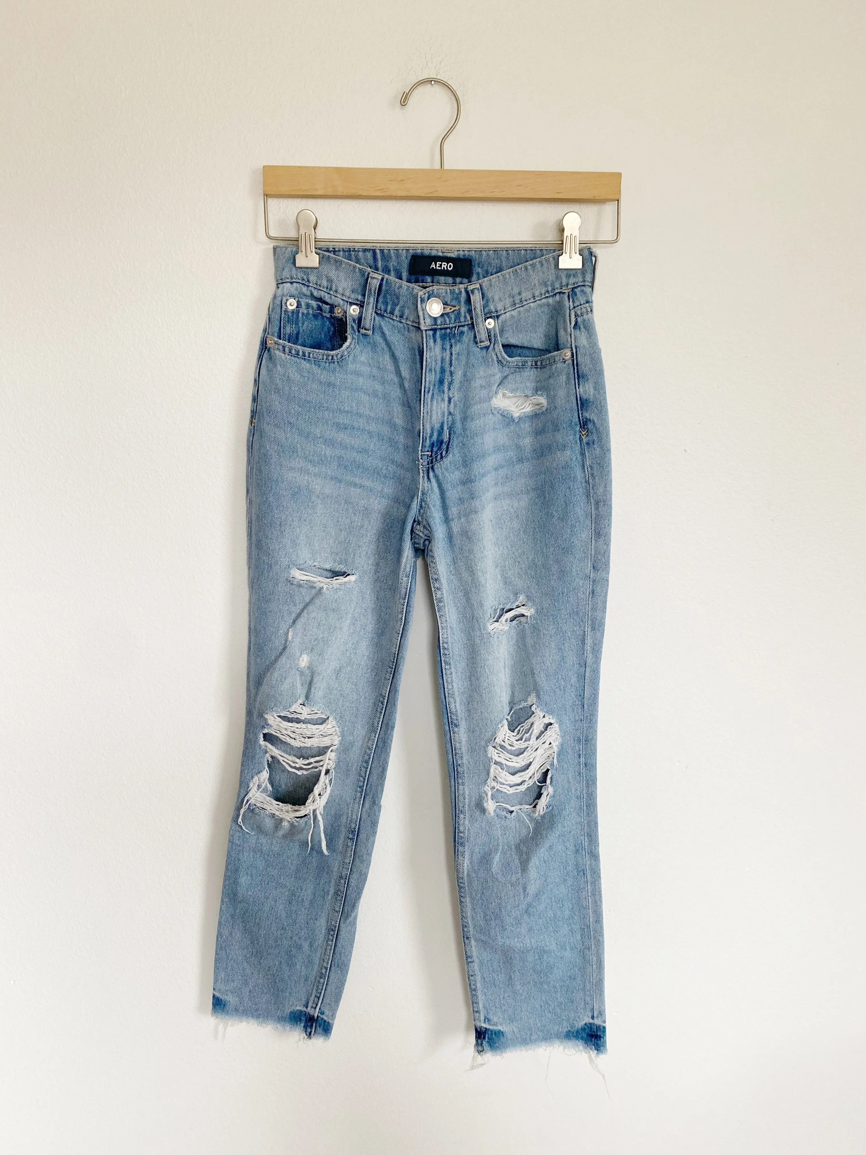 Aeropostale The Real Ankle Mom Jeans 0