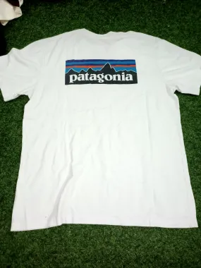 Carharrt, barbour, mix brand tees - 15 pcs